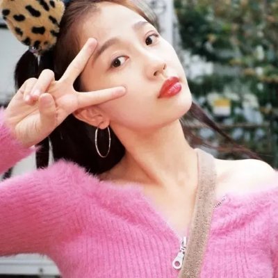 关于莉莉周的一切